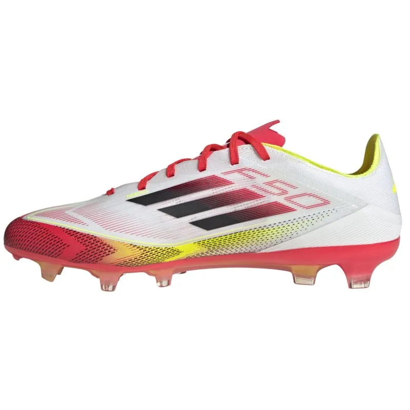 Chaussures de football Adidas F50 Pro FG pour adultes
