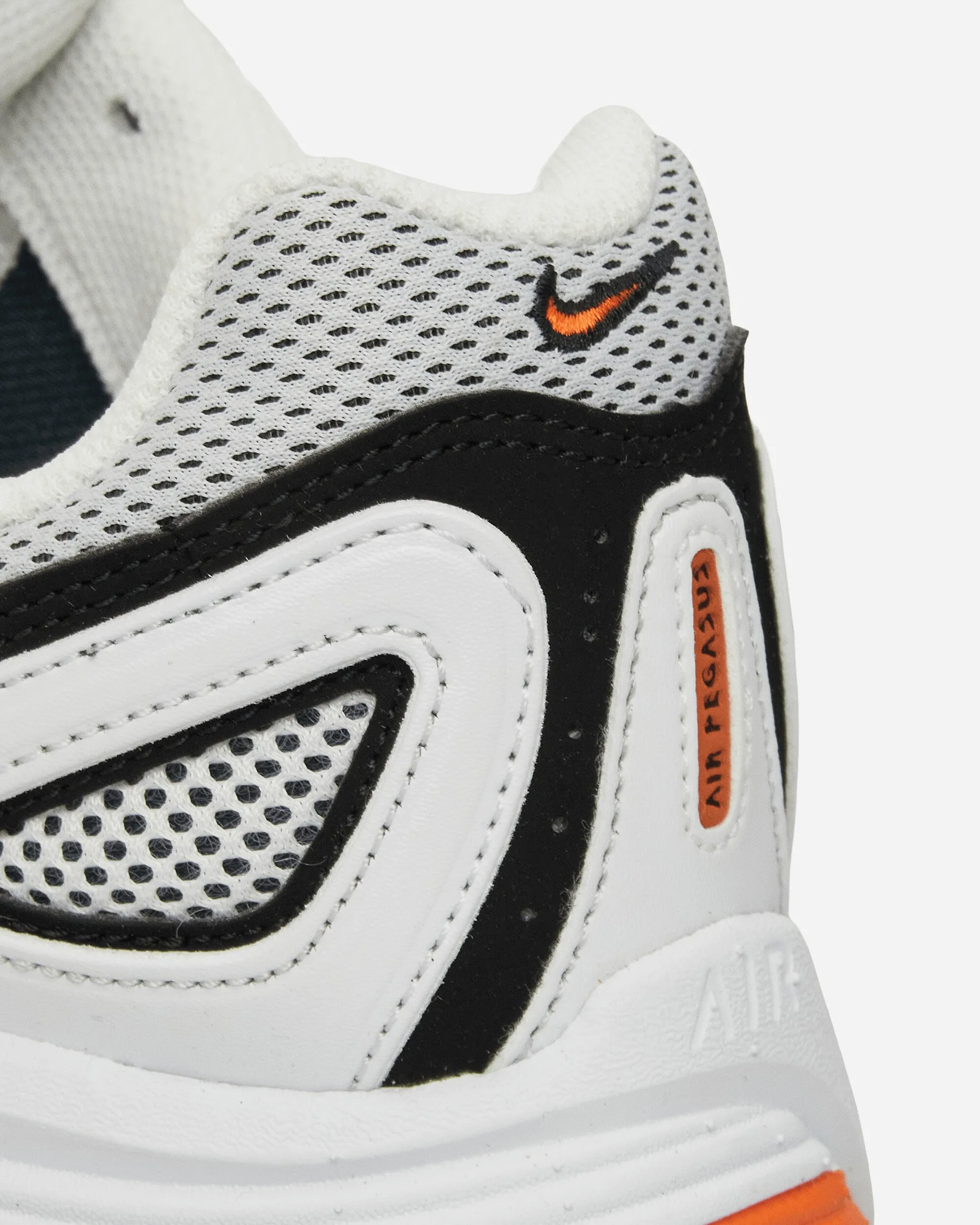 Baskets Air Pegasus 2005 Blanc / Orange Sécurité