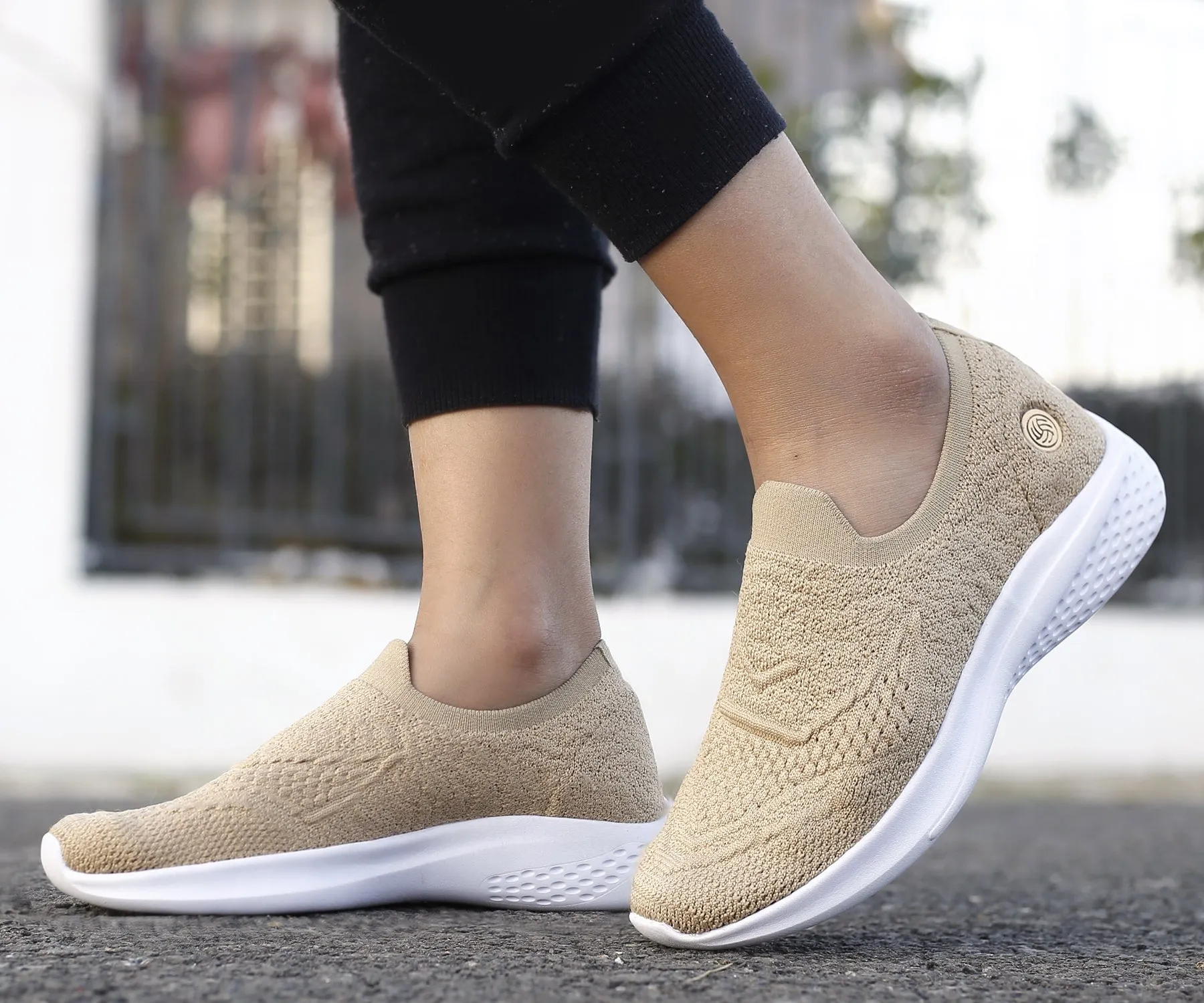 Bacca Bucci Femme WALKER Slip-On Marche Respirant Mesh Chaussures de Sport Sneakers