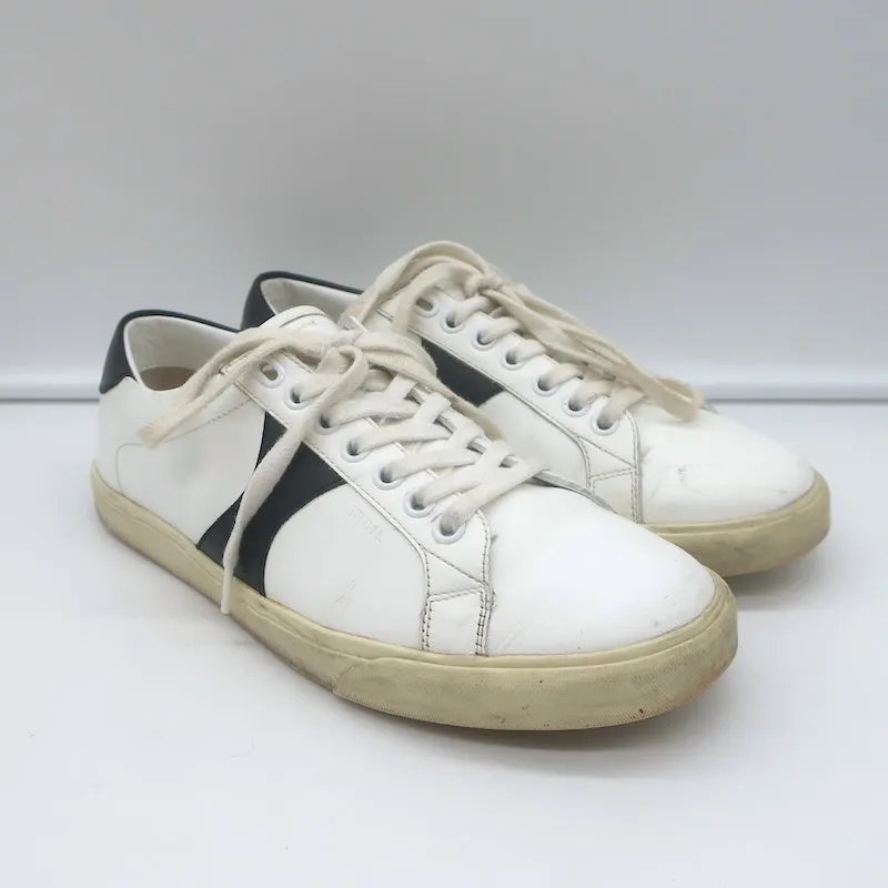 Celine Triomphe TR01L Sneakers Basses en Cuir Blanc et Noir Taille 37