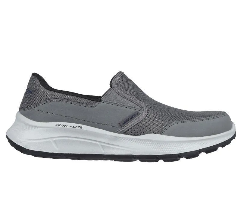 Chaussures de marche larges pour hommes Skechers 232515 Equalizer 5.0 Persistable
