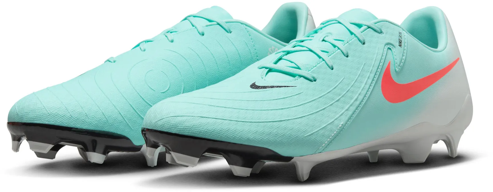 Nike Phantom GX 2 Academy MG Chaussures de Football à Tige Basse