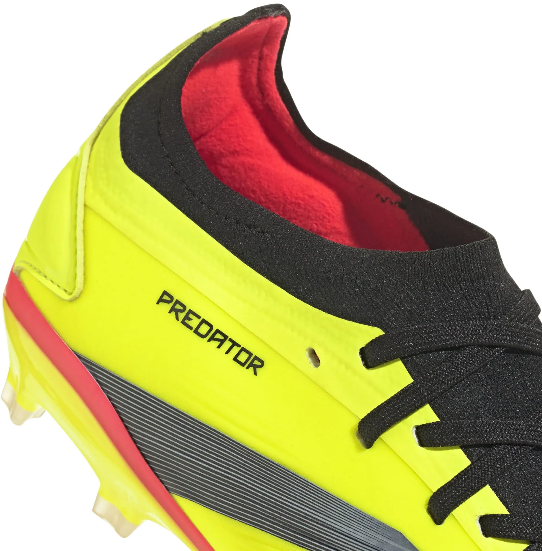 Chaussures de football Predator 24 Pro pour homme, terrain sec