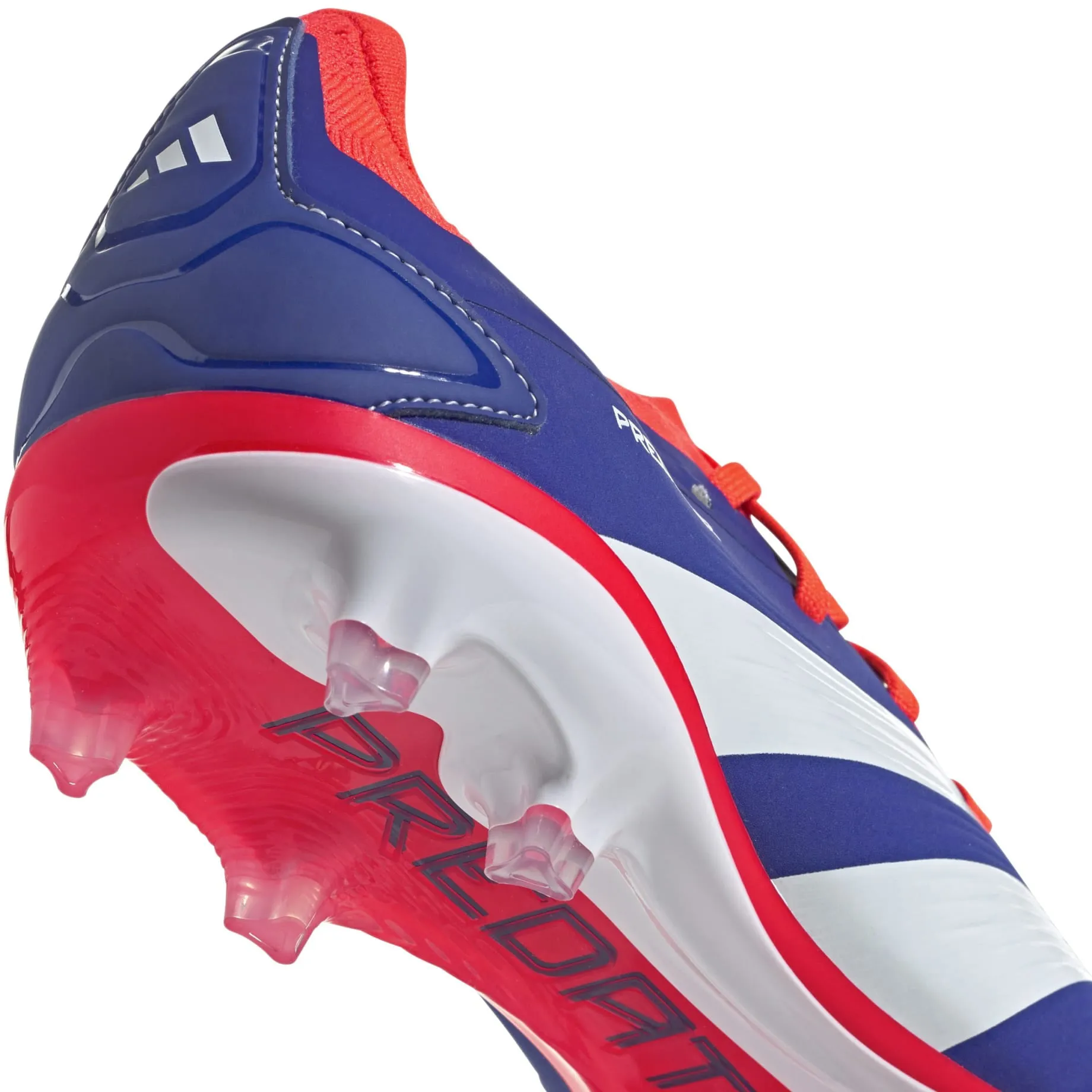 Chaussures de football Predator Pro pour homme à crampons moulés