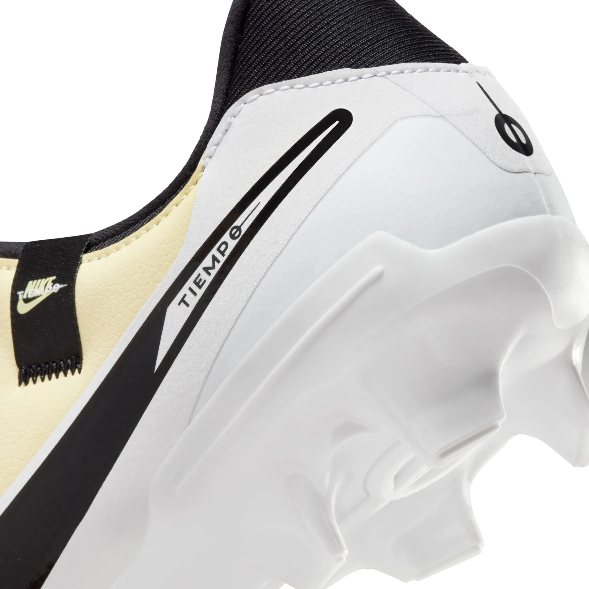 Chaussures de football Tiempo Legend 10 Academy Multi Ground à tige basse pour hommes