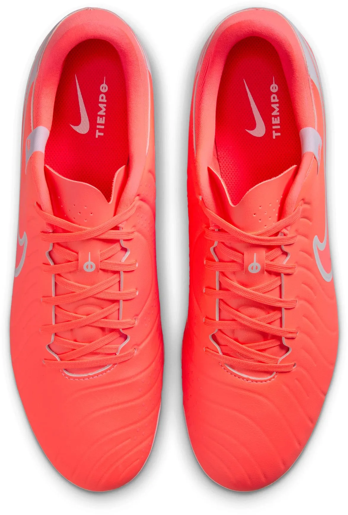 Chaussures de football Tiempo Legend 10 Academy Multi Ground à tige basse pour hommes