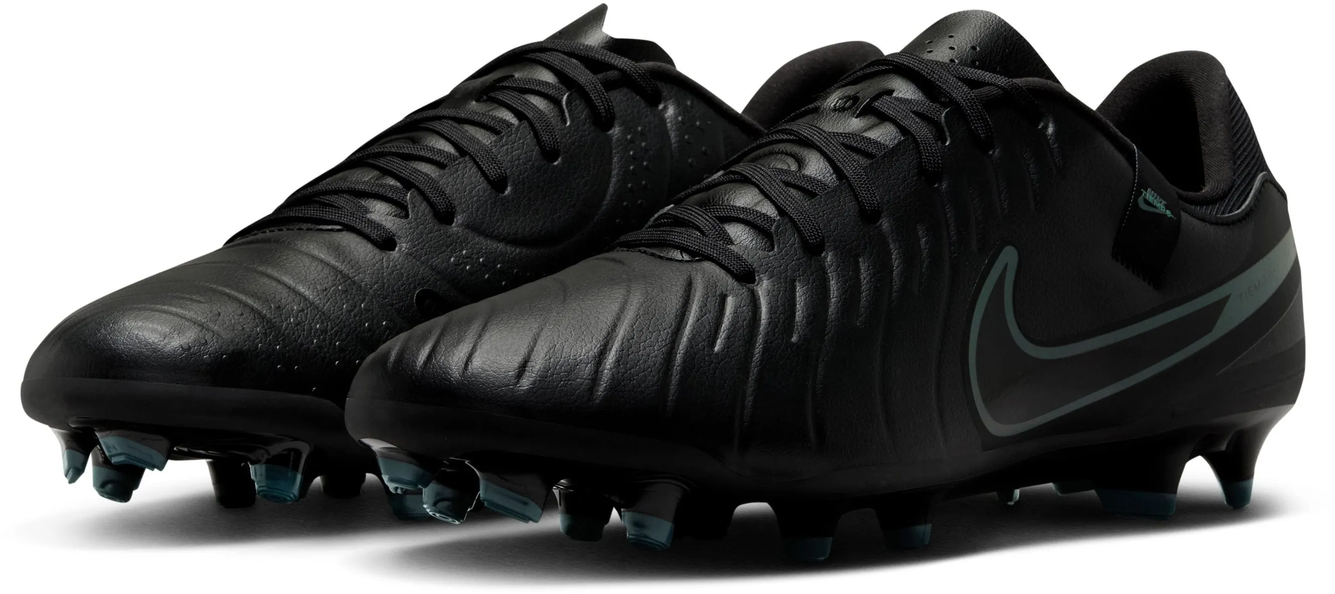 Chaussures de football Tiempo Legend 10 Academy Multi Ground à tige basse pour hommes