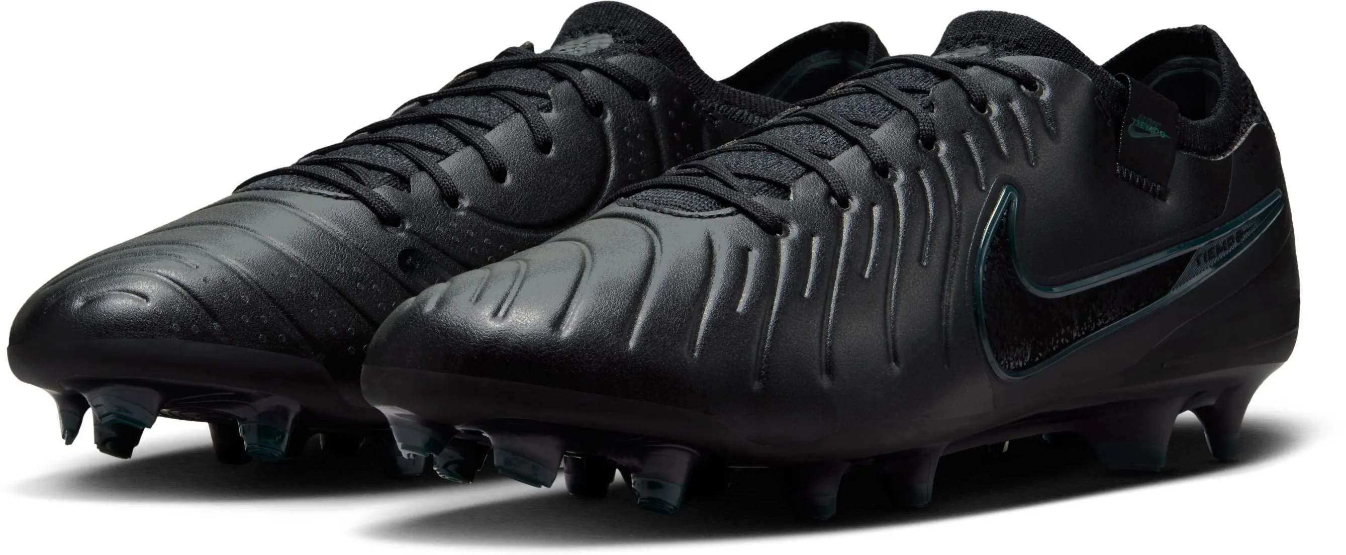 Chaussures de football Tiempo Legend 10 Elite à semelle ferme pour hommes à tige basse