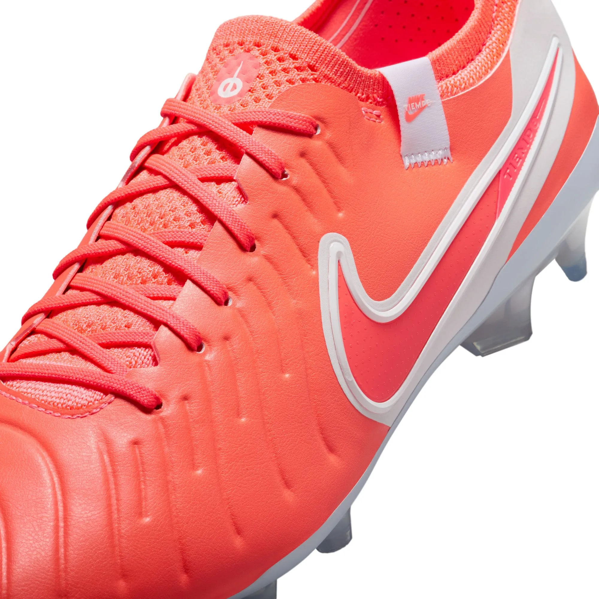 Chaussures de football Tiempo Legend 10 Elite à semelle ferme pour hommes, à tige basse