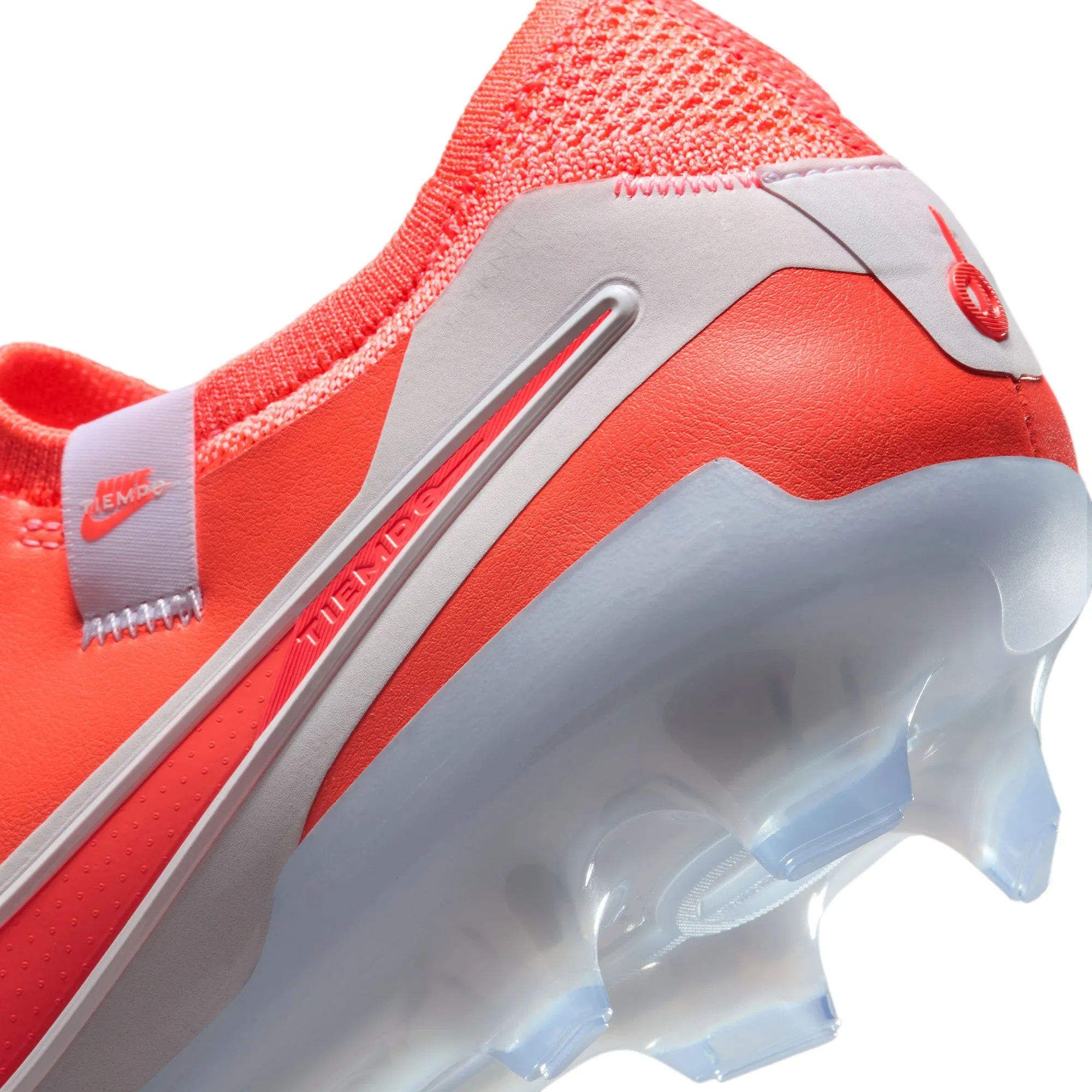Chaussures de football Tiempo Legend 10 Elite à semelle ferme pour hommes, à tige basse